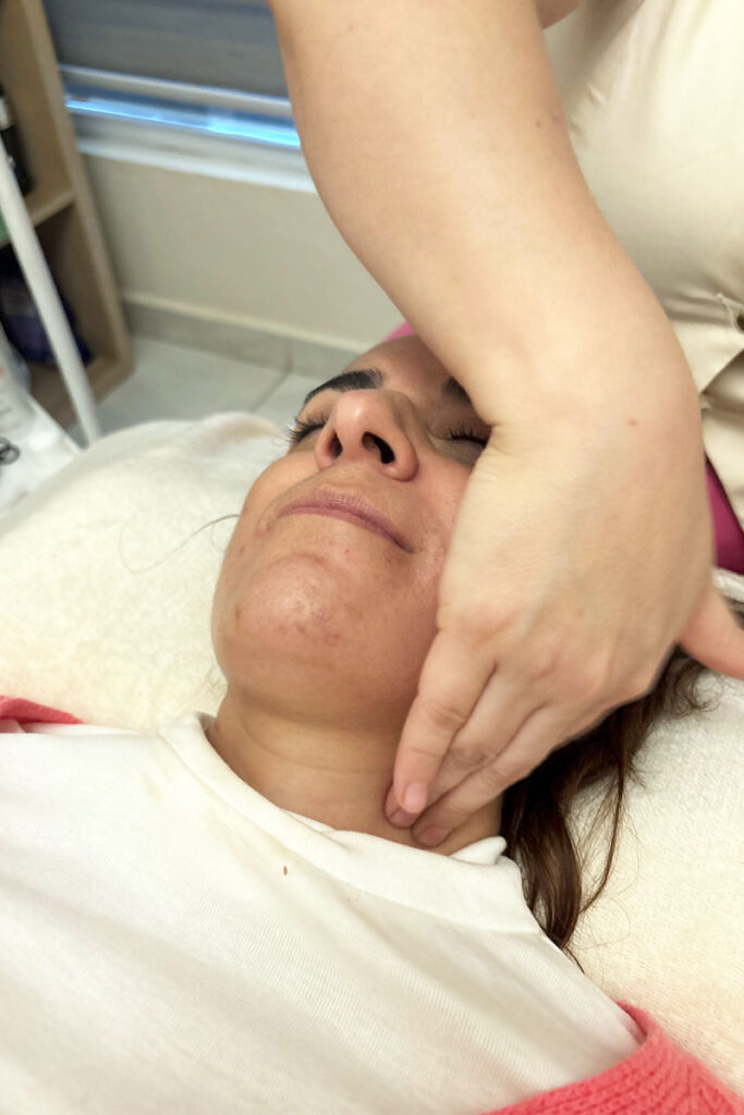 Servicio de faciales para relajación y cuidado de la piel en CDMX